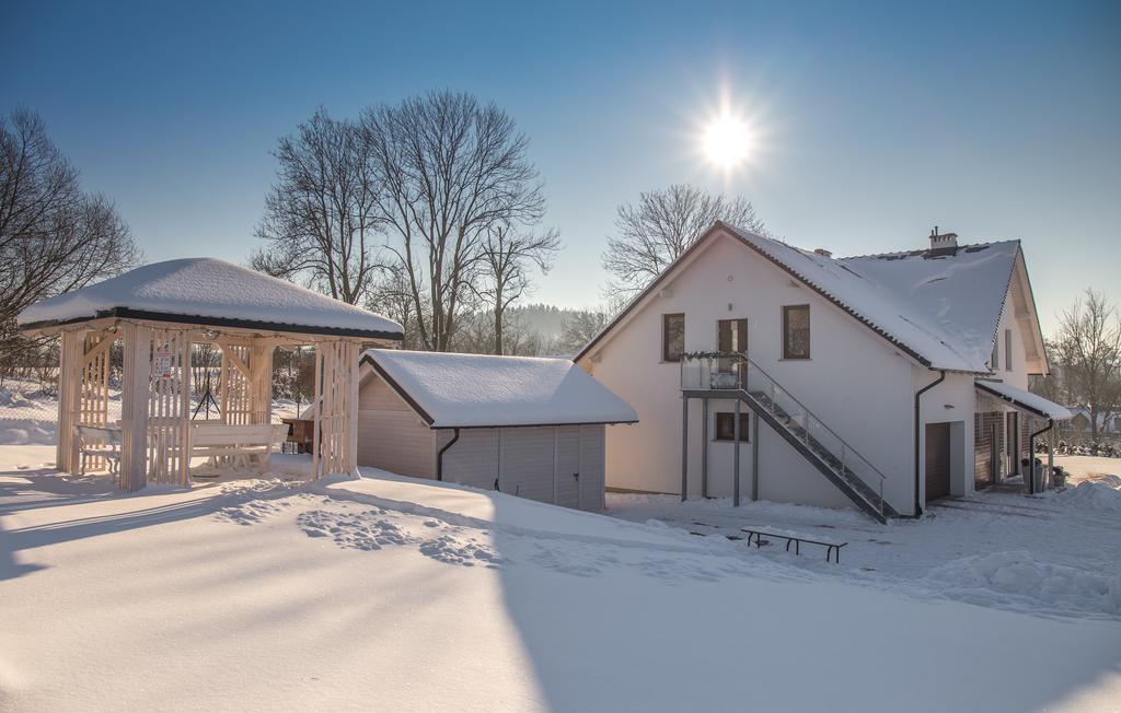Apartamenty U Harrego I Przy Stawie Spa Z Klimatyzacja, Balia, Sauna, Ogrodem I Parkingiem Kudowa-Zdroj Bagian luar foto