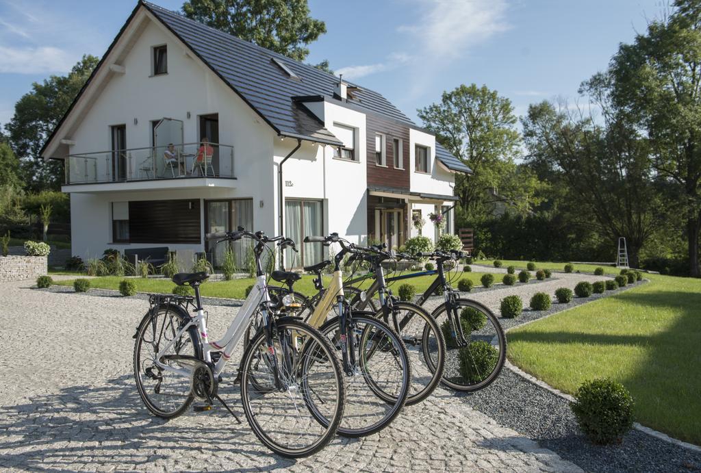Apartamenty U Harrego I Przy Stawie Spa Z Klimatyzacja, Balia, Sauna, Ogrodem I Parkingiem Kudowa-Zdroj Bagian luar foto